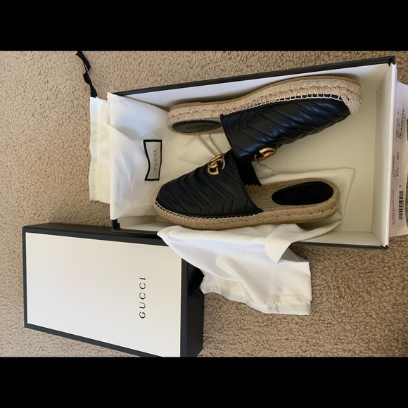 Gucci - Picture 1 of 6